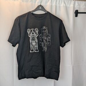 Kaws X Andy Warhol X Uniqlo Black Graphic T-Shirt Size L In EUC